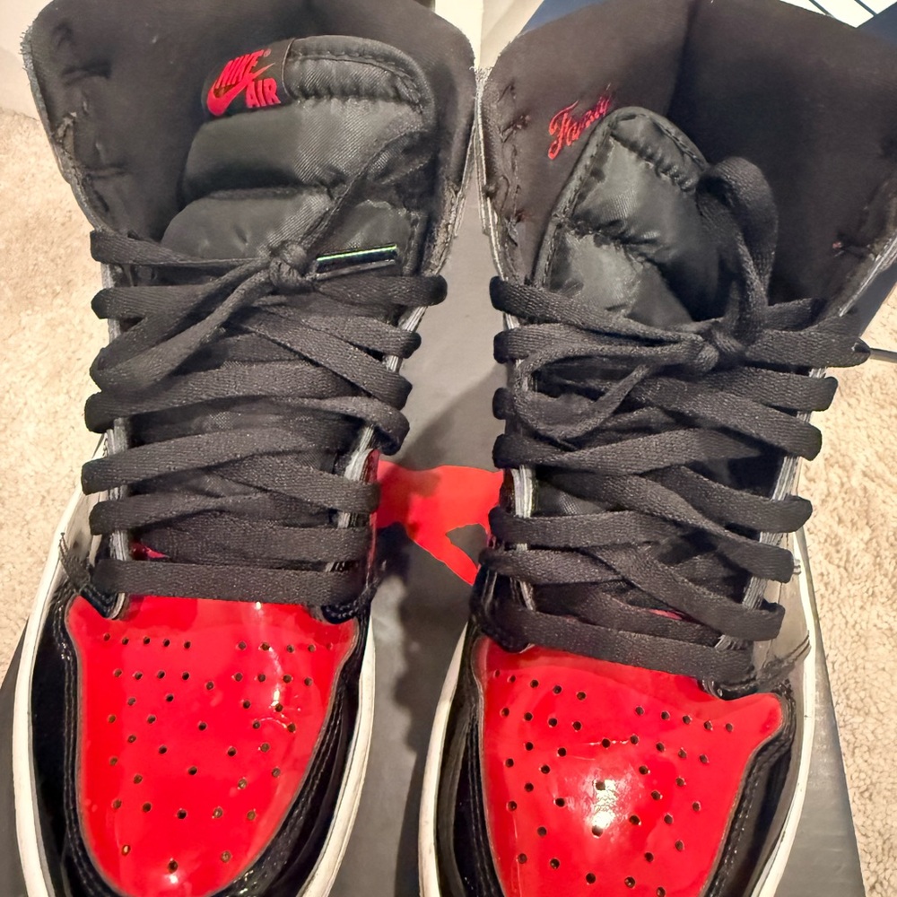 Nike Men's Black and Red High-Top Sneakers